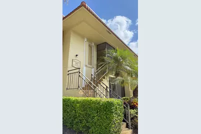 325 Lakeview Dr #202, Weston, FL 33326 - Photo 1