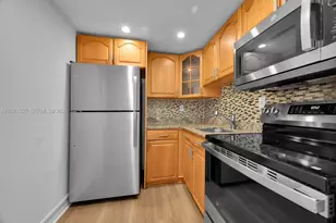 8607 SW 68th Ct, Pinecrest, FL 33156 - Photo 7