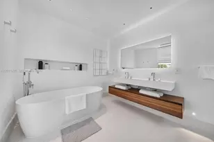 3280 Lake Ridge Ln, Weston, FL 33332 - Photo 21