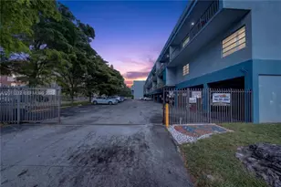 399 NW 72nd Ave, Miami, FL 33126 - Photo 1
