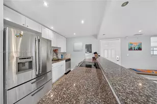 399 NW 72nd Ave, Miami, FL 33126 - Photo 13