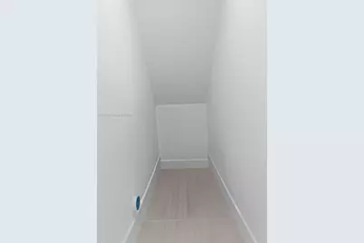 7286 Gary Ave, Miami Beach, FL 33141 - Photo 25
