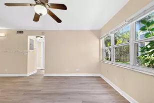 1028 Twin Lakes Dr, Coral Springs, FL 33071 - Photo 5