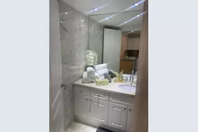 2301 Collins Ave #632, Miami Beach, FL 33139 - Photo 15