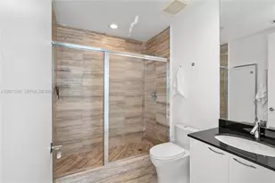 15901 Collins Ave, Sunny Isles Beach, FL 33160 - Photo 39