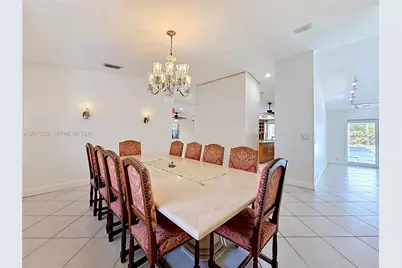 7790 SW 91st Ave, Miami, FL 33173 - Photo 9