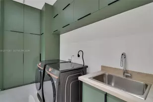 135 SW 29th Rd, Miami, FL 33129 - Photo 21