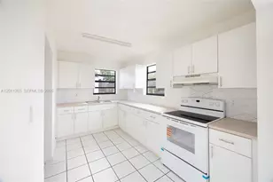 29935 SW 143rd Ct, Homestead, FL 33033 - Photo 9