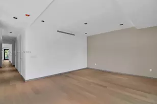 125 SW 29th Rd, Miami, FL 33129 - Photo 53