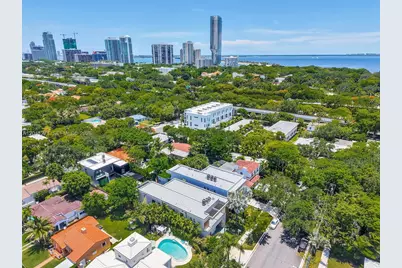 125 SW 29th Rd, Miami, FL 33129 - Photo 79
