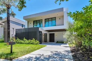 125 SW 29th Rd, Miami, FL 33129 - Photo 17