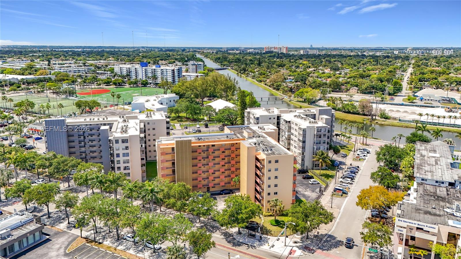 16400 NE 17th Ave #206 - 16400 NE 17th Ave #206, North Miami Beach, FL 33162 Luxury Property | Jose Angel Pina