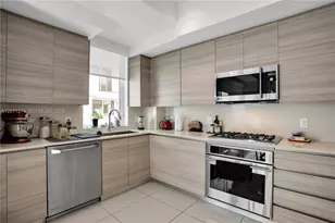87 N Shore Dr, Miami Beach, FL 33141 - Photo 5