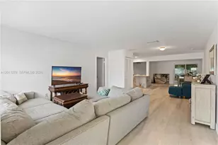 6880 Scott St, Hollywood, FL 33024 - Photo 3