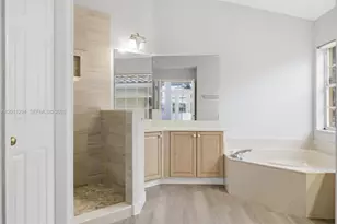 727 Lake Blvd, Weston, FL 33326 - Photo 27
