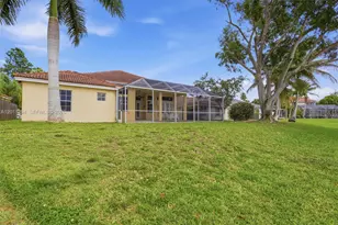 727 Lake Blvd, Weston, FL 33326 - Photo 37