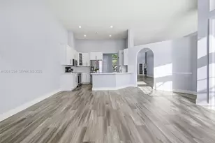 727 Lake Blvd, Weston, FL 33326 - Photo 13