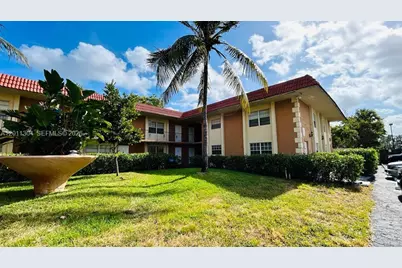 978 SW 10th Dr #21, Pompano Beach, FL 33060 - Photo 1