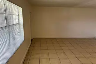 978 SW 10th Dr, Pompano Beach, FL 33060 - Photo 5