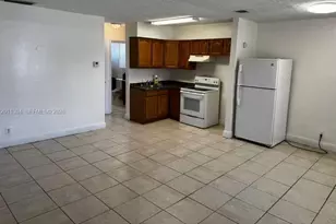 978 SW 10th Dr, Pompano Beach, FL 33060 - Photo 9