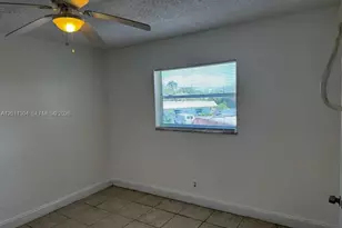 978 SW 10th Dr, Pompano Beach, FL 33060 - Photo 11