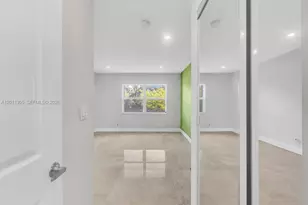 300 Diplomat Pkwy, Hallandale Beach, FL 33009 - Photo 15