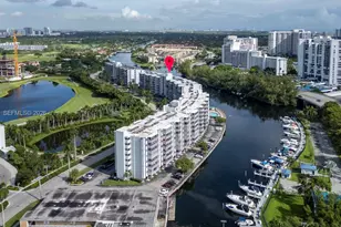 300 Diplomat Pkwy, Hallandale Beach, FL 33009 - Photo 29
