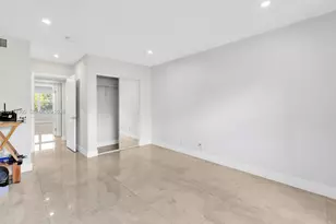 300 Diplomat Pkwy, Hallandale Beach, FL 33009 - Photo 19