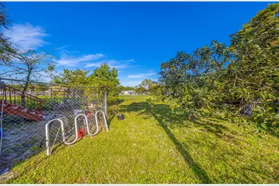 193 NW 58th St, Miami, FL 33127 - Photo 15