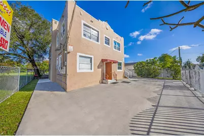 193 NW 58th St, Miami, FL 33127 - Photo 21