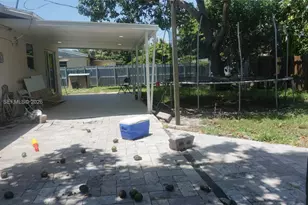 335 NW 187th St, Miami Gardens, FL 33169 - Photo 31