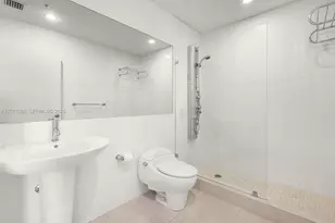3250 Grand Ave, Miami, FL 33133 - Photo 7