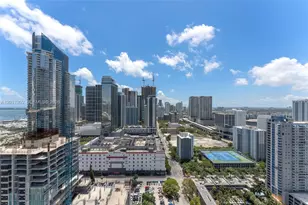 20 NE 11th St, Miami, FL 33132 - Photo 23