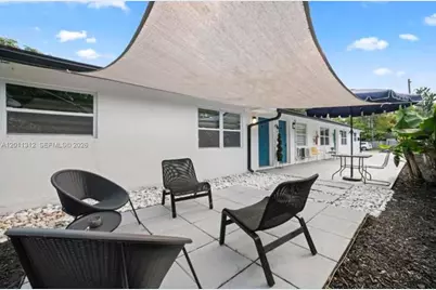 2320 SW 18th Ter #1, Fort Lauderdale, FL 33315 - Photo 5