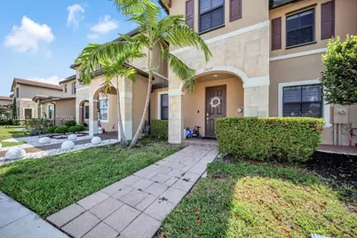 10657 W 32nd Ln, Miami Lakes, FL 33018 - Photo 1