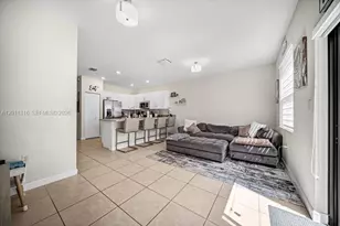 10657 W 32nd Ln, Hialeah, FL 33018 - Photo 17