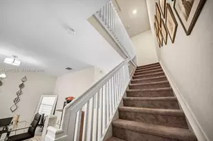 10657 W 32nd Ln, Hialeah, FL 33018 - Photo 19