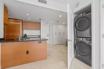 50 Biscayne Blvd #4405, Miami, FL 33132 - Photo 17