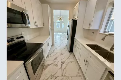 2514 NE 41st Ave, Homestead, FL 33033 - Photo 9