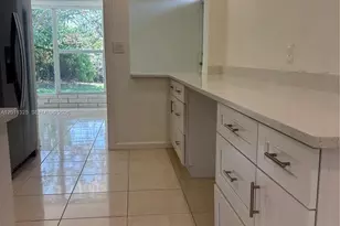 822 Avenida Hermosa, West Palm Beach, FL 33405 - Photo 5