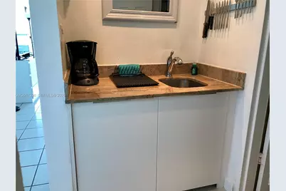 5445 Collins Ave #530, Miami Beach, FL 33140 - Photo 31