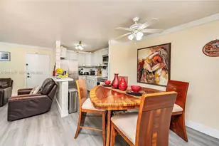 7095 NW 179th St, Hialeah, FL 33015 - Photo 9