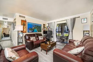 7095 NW 179th St, Hialeah, FL 33015 - Photo 5