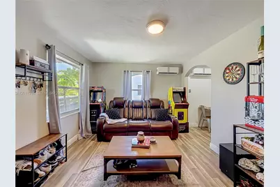 800 NW 17th Ter, Pompano Beach, FL 33069 - Photo 5