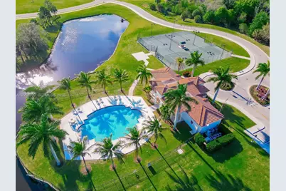 265 SE Via Sangro, Port Saint Lucie, FL 34952 - Photo 5