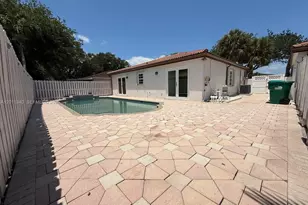 9130 NW 193rd St, Hialeah, FL 33018 - Photo 5