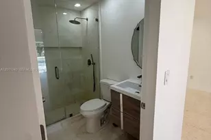 9130 NW 193rd St, Hialeah, FL 33018 - Photo 15