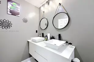 10375 Rue Vendome, Pembroke Pines, FL 33026 - Photo 23