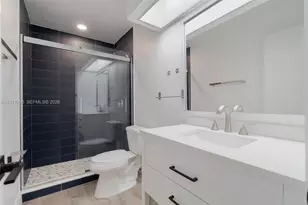 712 Tradewind Dr, North Palm Beach, FL 33408 - Photo 9