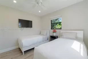 712 Tradewind Dr, North Palm Beach, FL 33408 - Photo 7